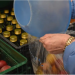 Brukseli detyrim supermarketve për dhurimin e ushqimeve të pashitura