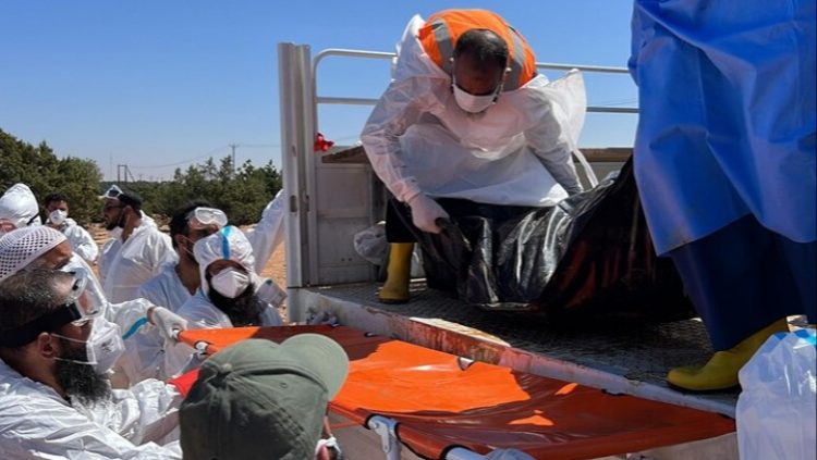 Përmbytjet në Libi, familja prej 5 anëtarësh nxirret e gjallë nga rrënojat