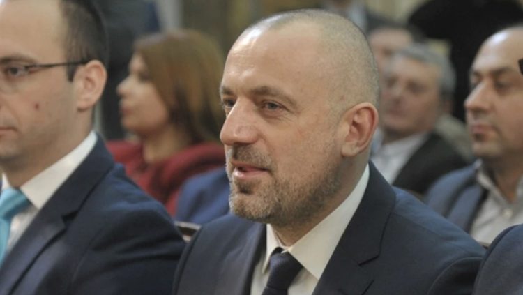 Vuçiç pranon: Milan Radoiçiç ndodhet brenda në Serbi, do të merret në pyetje