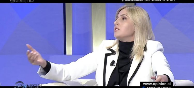 Ina Zhupa i kërkon UNESCO që të marrë në mbrojtje Gjirin e Gramës