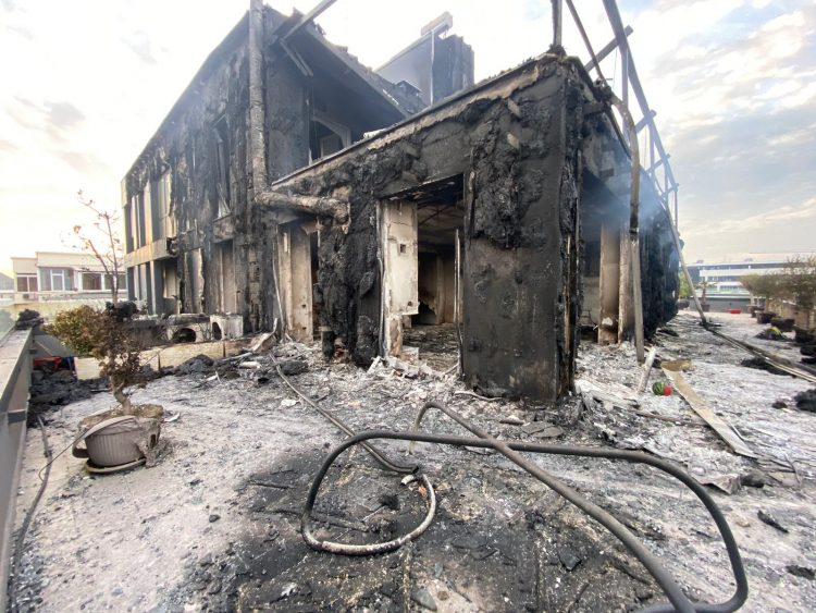 Zjarri në Tiranë, tre apartamente janë djegur totalisht
