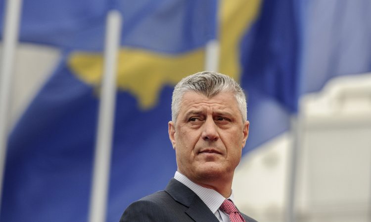 Hashim Thaçi lë qelinë e burgut në Hagë dhe kthehet në Kosovë, ja arsyeja