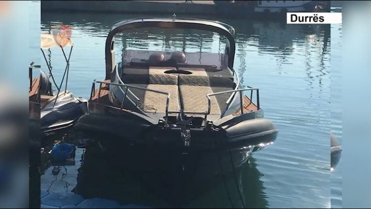 Rrezikuan të fundoseshin pasi mjeti pësoi defekt, shpëtohen dy turistë në Durrës