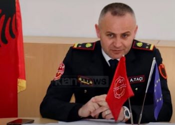 Akuzohen për krime zgjedhore,lirohen nga qelia shefi i zjarrfikëses Cerrik dhe 4 vartësit
