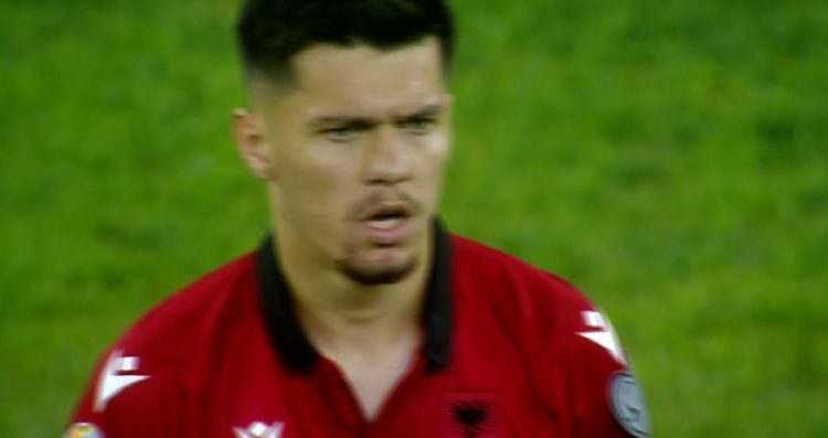 Shqipëri spektakolare, Mirlind Daku shënon gol sapo hyn në lojë