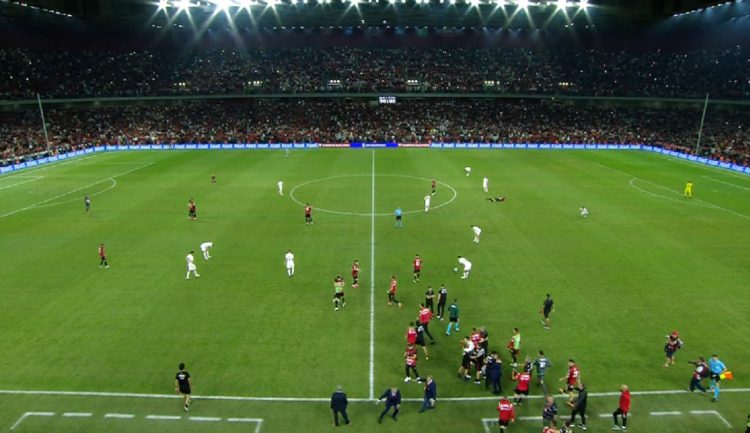 Shqipëria mposht 2 me 0 Poloninë, renditet në vendin e parë në Grupin E