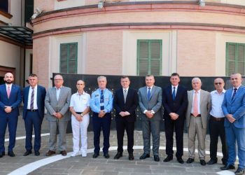 “Siguria në shkolla”, Balla me ish-drejtorët e Përgjithshëm: Të krijojmë një rrjet civil…