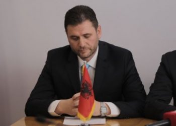 Zgjedhjet për kryetar në Kukës/ Lirohet nga detyra e prefektit, Albert Halilaj
