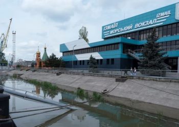 Rusia vazhdon sulmet ndaj porteve ukrainase, lëshon dronë e dhjetëra raketa