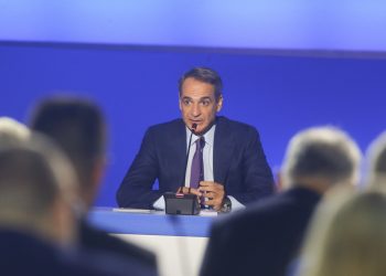 “Beleri duhet të betohet”, Mitsotakis: S’do të ndalem së ngrituri këtë çështje në BE
