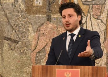 U kapën 300 kg kanabis në doganën e Malit të Zi,Abazoviç: Krenar për punën e autoriteteve