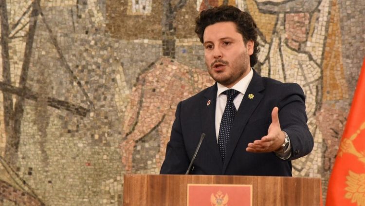 U kapën 300 kg kanabis në doganën e Malit të Zi,Abazoviç: Krenar për punën e autoriteteve