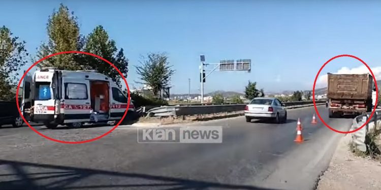 Pacienti humbi jetën pasi ambulanca u përplas nga kamioni,arrestohen 2 shoferët e mjeteve