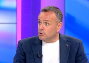 Karamuço: Po qarkullojnë dy video erotike të gocave të showbizit nga telefoni i një personi në kërkim