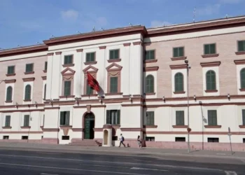 Qeveria miraton vendimin/ Ministria e Brendshme nuk jep më tendera!