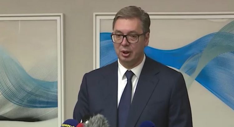 “Armëpushim” Vuçiç-Osmani në Shkup, Presidenti serb veçon Kurtin si konfliktual