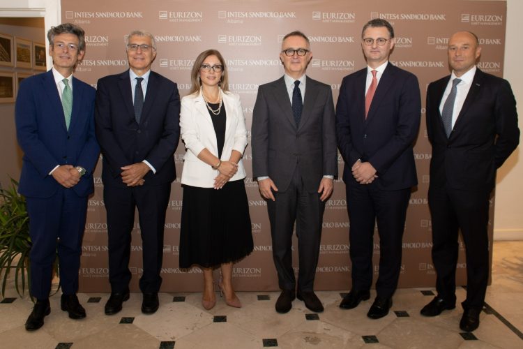 Intesa Sanpaolo Bank Albania dhe Eurizon Capital S.A  licencohen për të ofruar akses në investimet kolektive në BE
