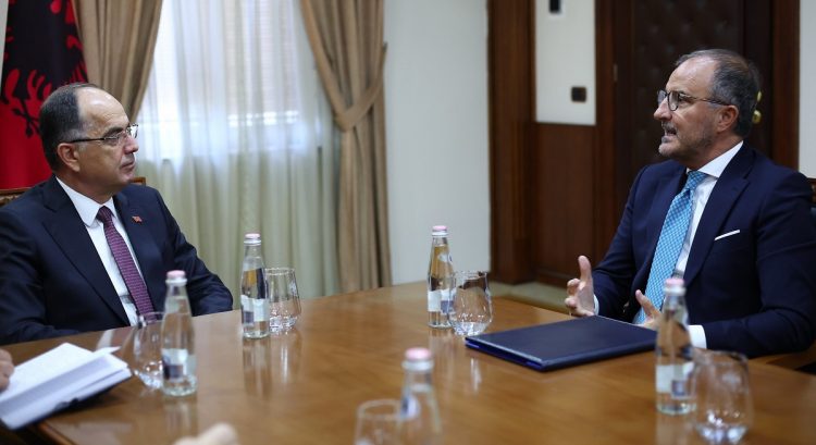 “Shqipëria, aktor konstruktiv rajonal”, Soreca takohet me Presidentin Begaj