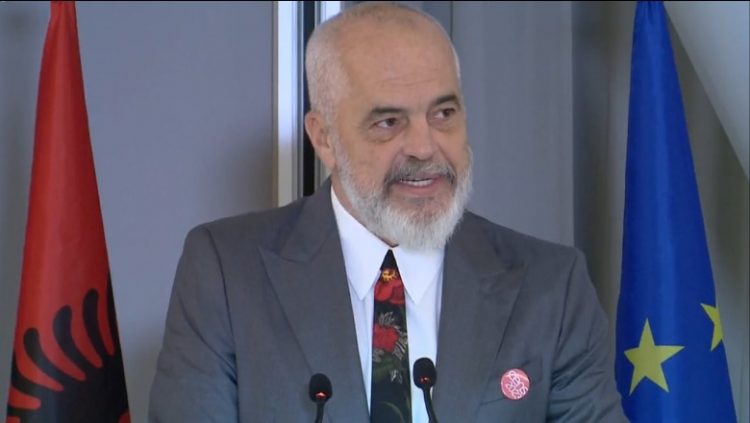 “Luigi ka këmbën e mbarë”,Rama batuta me ambasadorin Soreca: Meriton titullin “legjendar”