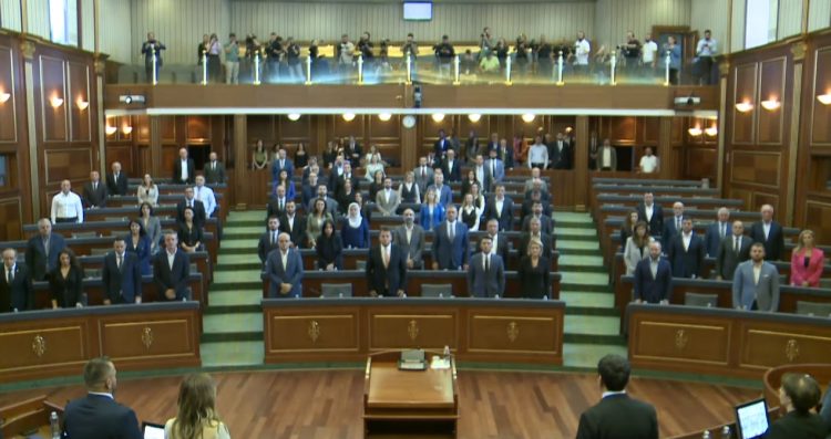 Kuvendi i Kosovës miraton rezolutën që dënon sulmin terrorist të Serbisë