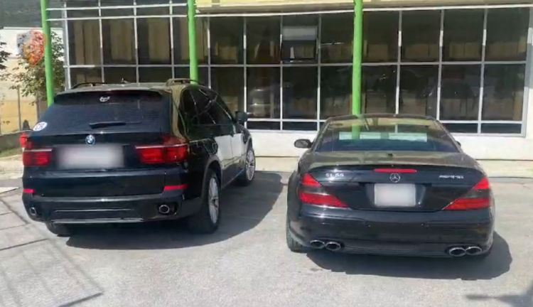 Makina të vjedhura nga BE në Shqipëri, procedohen dy persona