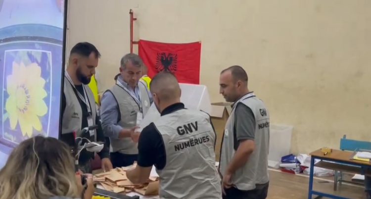 Numërohen më shumë se gjysma e kutive në Kukës, kryeson kandidati i PS