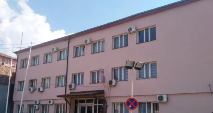 Lista Serbe: Institucionet serbe nuk do të largohen nga zyrat në veri të Kosovës