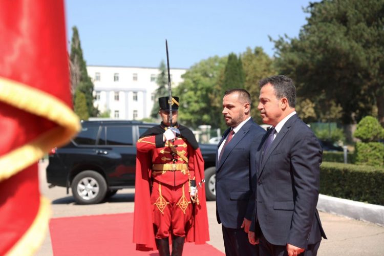 Peleshi pret ministrin e ri të Mbrojtjes së Kosovës:Mbështetje në proceset euro-atlantike