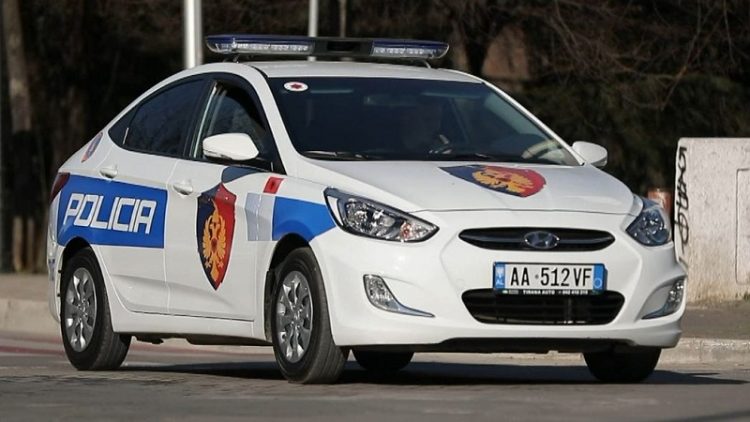 “Tempulli”/ Kapet 21-vjeçari i shpallur në kërkim për prodhim dhe shitje droge