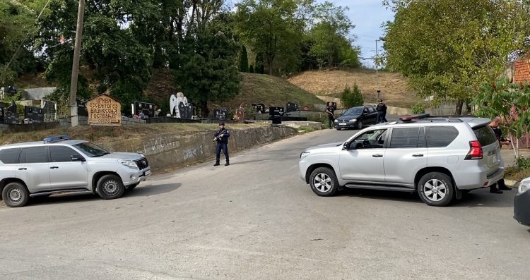 Policia e Kosovës vret sulmuesin e 2 të grupit kriminal në veri