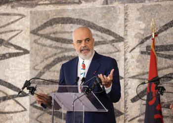 “Emigrantët shqiptarë do ngrejnë dolli”/Rama: Marrëveshja me Italinë për pensionet drejt përfundimit