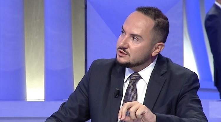 Salianji për Bashën: Për të disatën herë i shërben Berishës