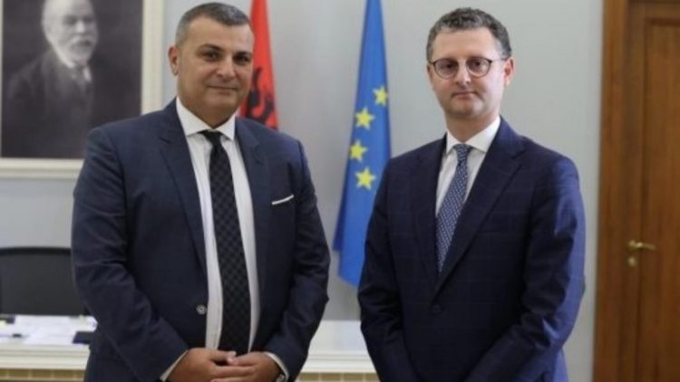 Nga rritja ekonomike, te inflacioni, Sejko takon ministrin e Financave