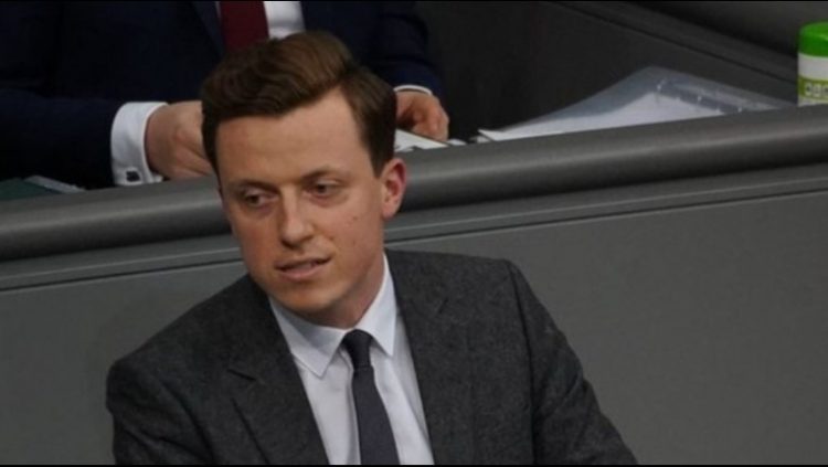 Deputeti gjerman: Mobilizimi i ushtrisë serbe, sulm i qartë ndaj Evropës