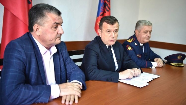 Balla takim me strukturat e policisë në Rrëshen: Rrisni kontrollet në territor