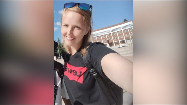 Ishte me pushime në Shqipëri, e reja nga Italia humb kontaktet me familjen. Nëna e saj kërkon ndihmë