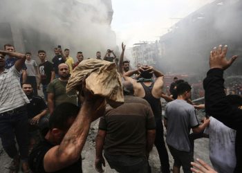 Hamasi kërcënon Izraelin: Për çdo shtëpi që do të sulmohet, do të vrasim nga një peng