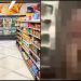 VIDEO/ Burri shkon lakuriq në supermarket për të bërë blerje