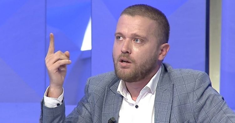 Beleri e paditi për shpifje, drejtori i Arkivës nxjerr videon: Kush mendon se mundet të më frikësojë që të them të vërtetën, e ka shumë gabim