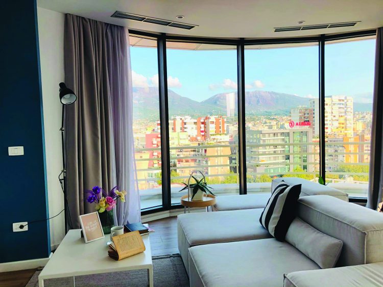 Nga 1 Nëntori, ata që japin apartamente me qira duhet të deklarojnë NIPT-in, ose do paguajnë 20% TVSH mbi komisionin
