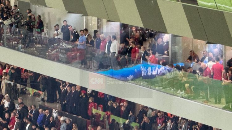 As Kombëtarja nuk i bashkon, Edi Rama dhe Albin Kurti të ndarë edhe në stadium