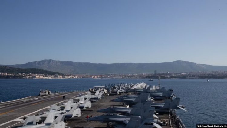 SHBA çon luftanije dhe avionë luftarakë afër Izraelit, pas sulmit nga Hamasi