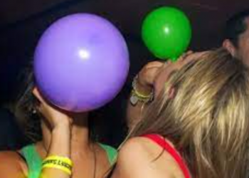 Ministria e Brendshme kërkon që tullumbacja me azot të futet në listën e lëndëve psikotrope