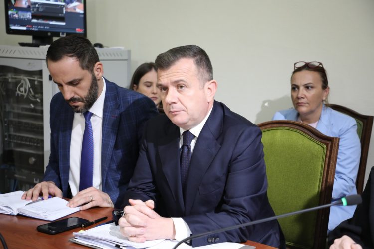 Balla në Komisionin e Shëndetësisë: Duhen marrë masa ndaj drogave sintetike