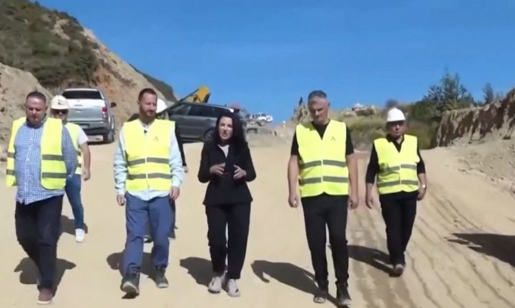 Balluku inspekton punimet në aksin Qukës-Qafë Plloçë: Loti 3, përfundon në mars 2025