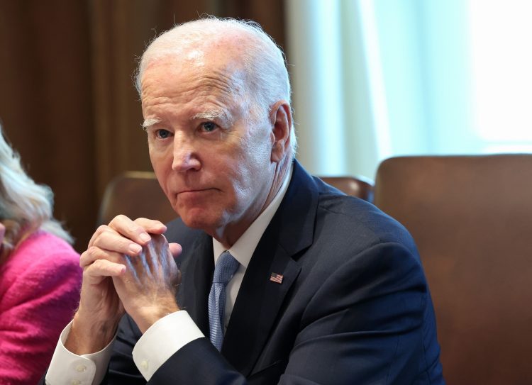 Presidenti Biden thirrje Kongresit që të vazhdojë ndihmat për Ukrainën