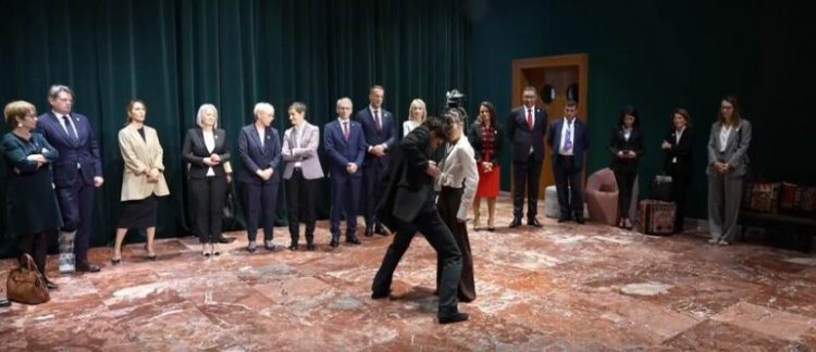 Samiti i Berlinit/ Balet dhe një pikturë, si i priti Rama liderët europianë