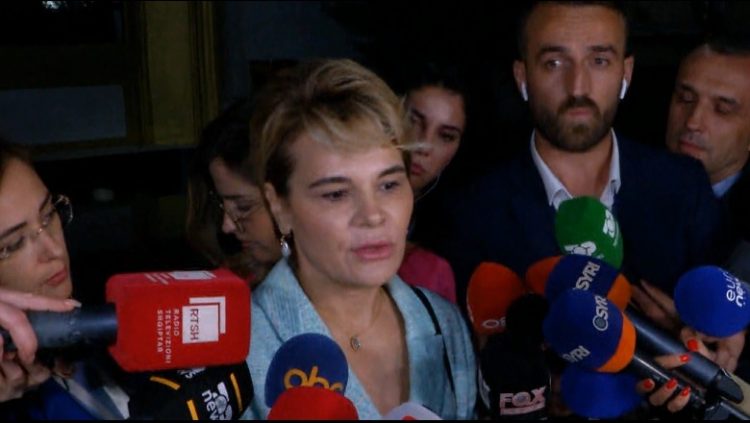 “Kam pasur plot fletë-thirrje nga SPAK për inceneratorët”, Kryemadhi: Pres të më thërrasin edhe për operacionet plastike