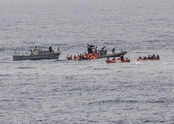 Autoritet spanjolle: Janë shpëtuar mbi 1000 emigrantë pranë ishujve Kanarie