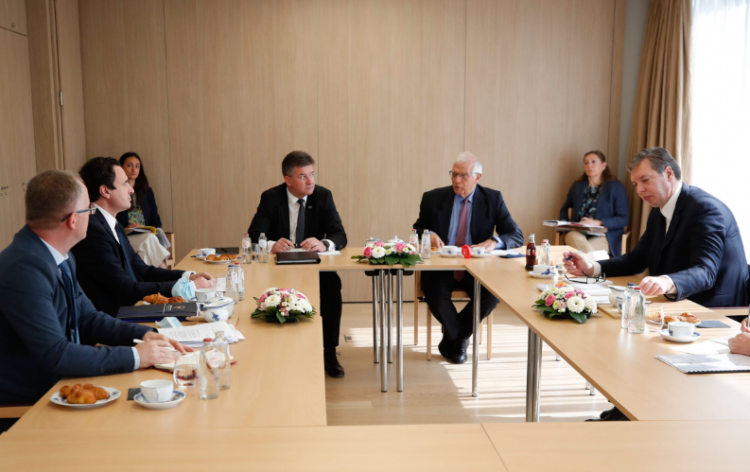 Vuçiç: Për 2-3 ditë do të takohem me Albinin në Bruksel për bisedime